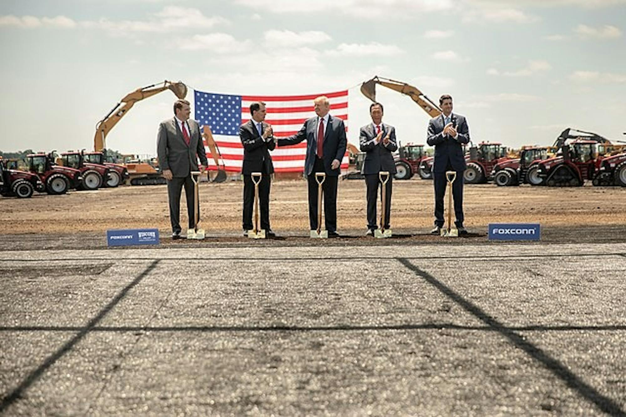 Donald_Trump_Foxconn_groundbreaking_2018-06-28.jpg