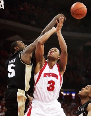 Free throws, rebounding advantage not enough for Badgers