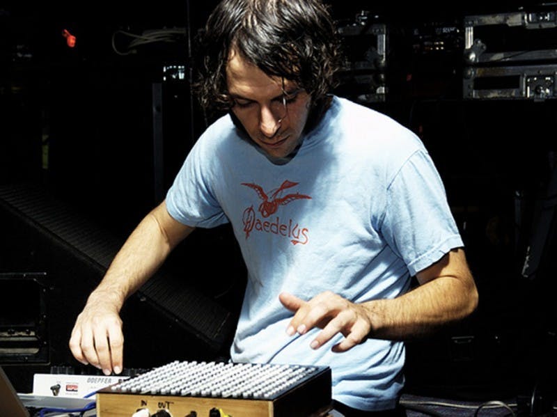 DJ's New album may be 'Daed' weight