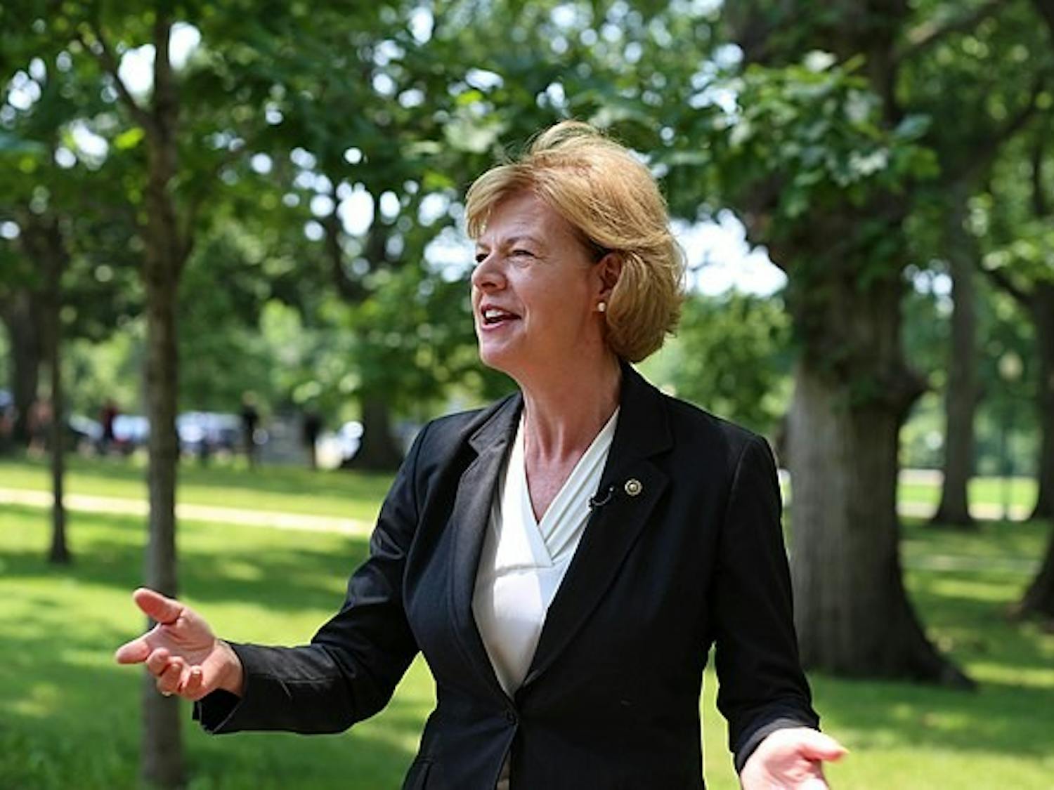 Tammy_Baldwin_(35077597803).jpg