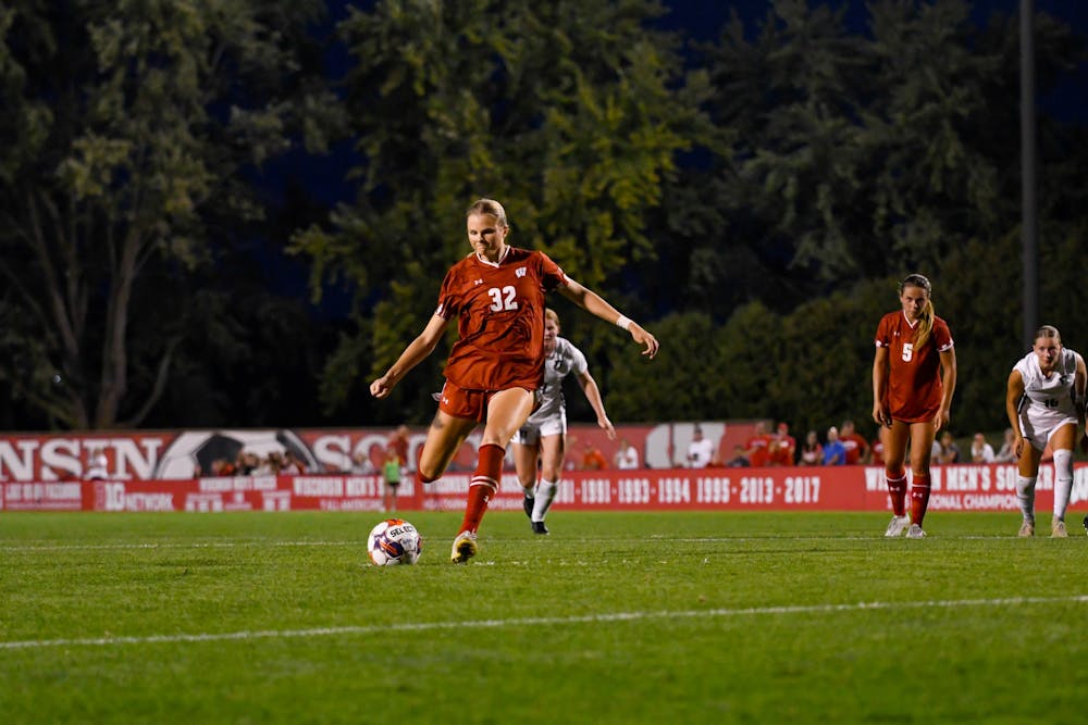 Wisconsin Women's Soccer vs Illinois72.jpg