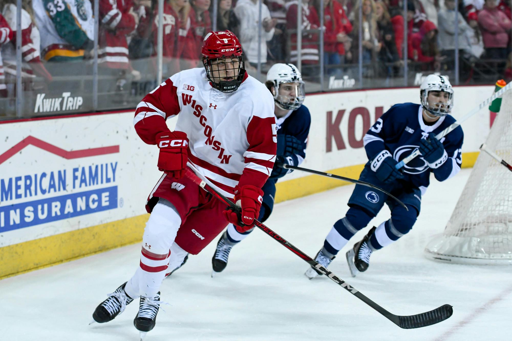 PHOTOS: Wisconsin Hockey struggles night one against Penn State, 0-2