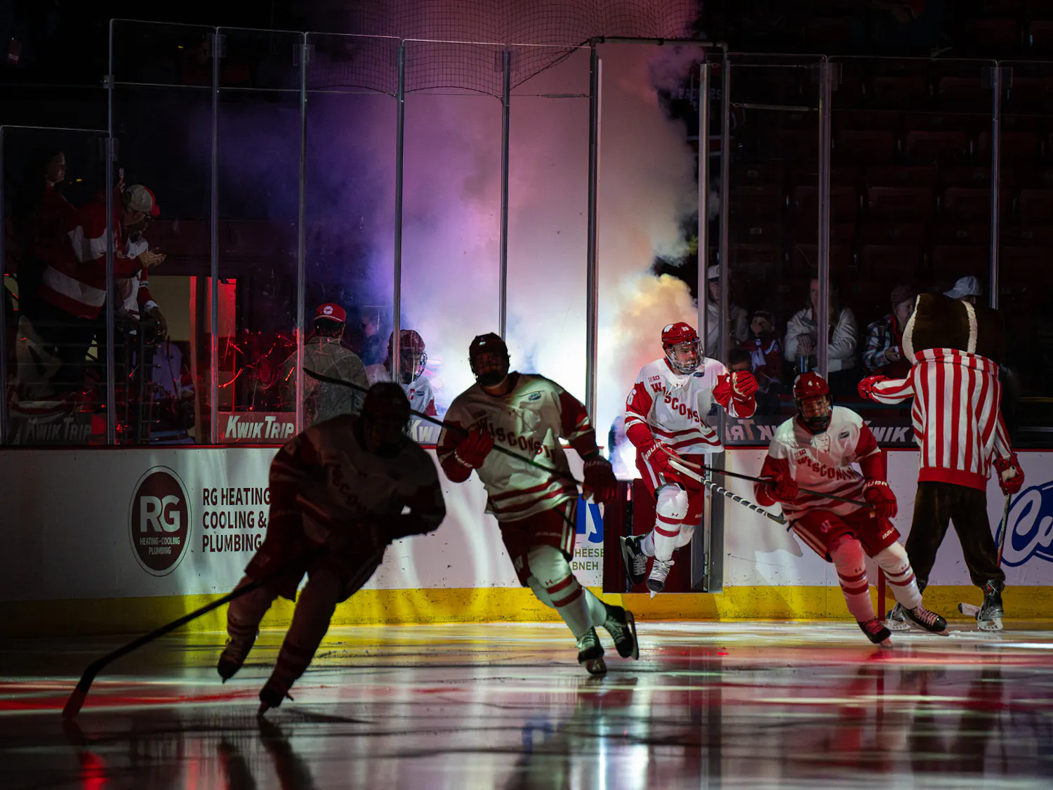 20261002_Ye_Vs_RMU_MHKY1.jpg