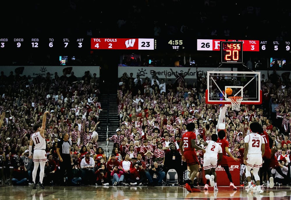 Wisconsin Badgers vs Rutgers Scarlet Knights 03.07.24