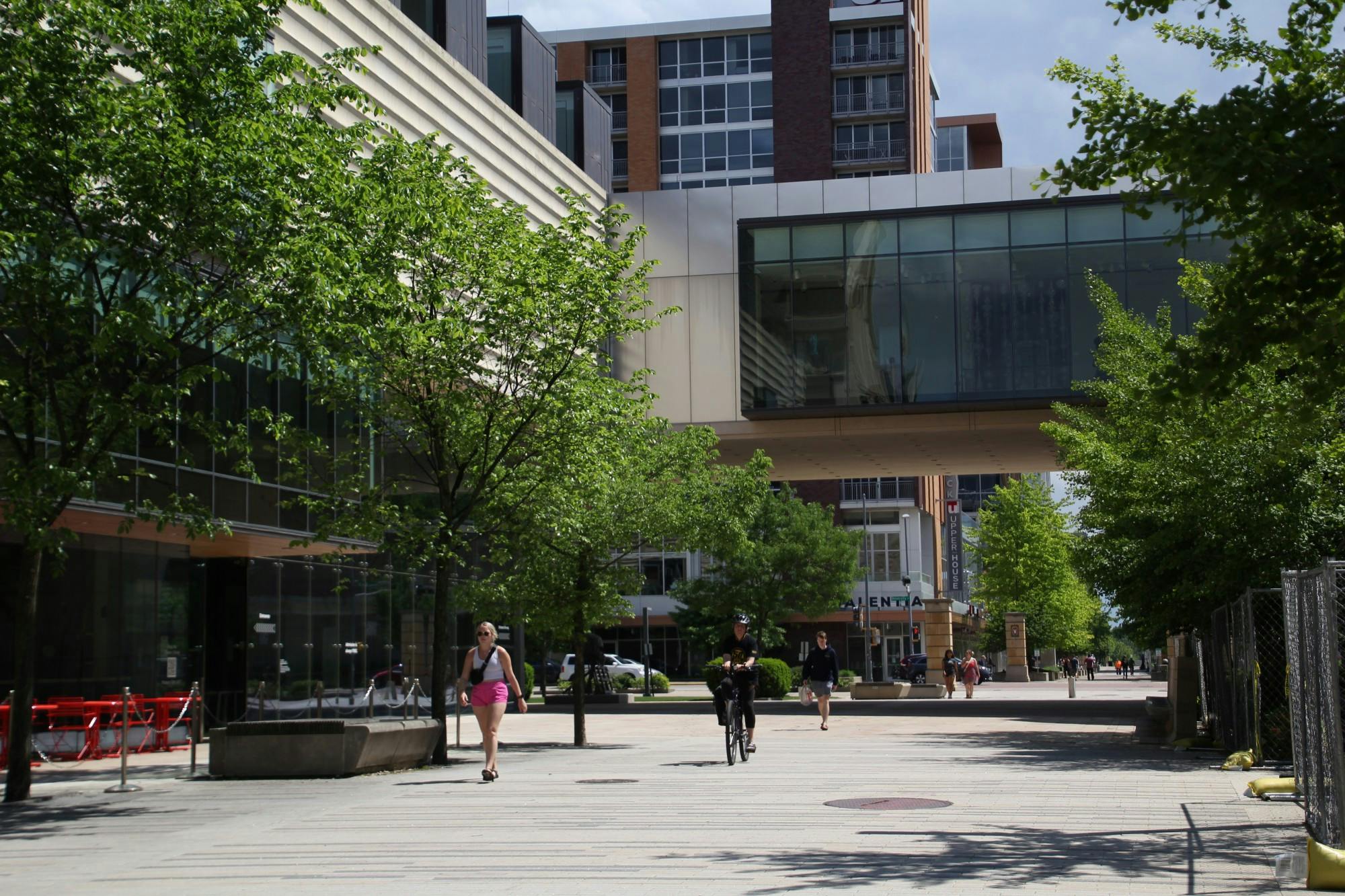 Drake White-Bergey Chazen East Campus Mall.JPG