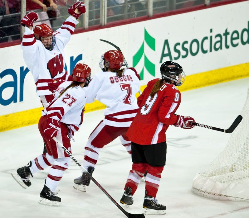 UW sweeps No. 10 OSU in weekend series