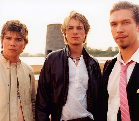 Hanson bring trademark pop to Madison