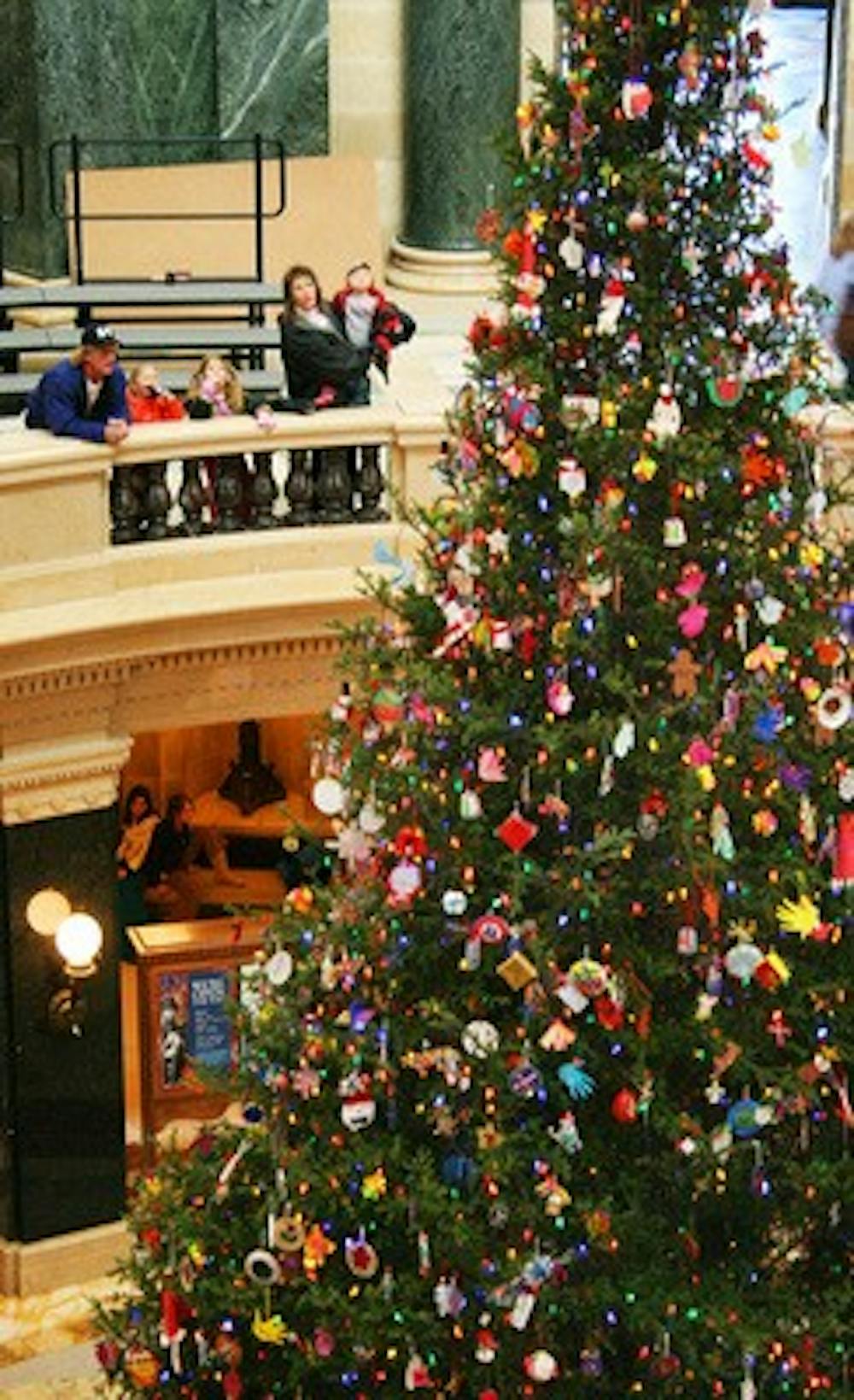 Christmas tree resolution a waste of Capitol's time