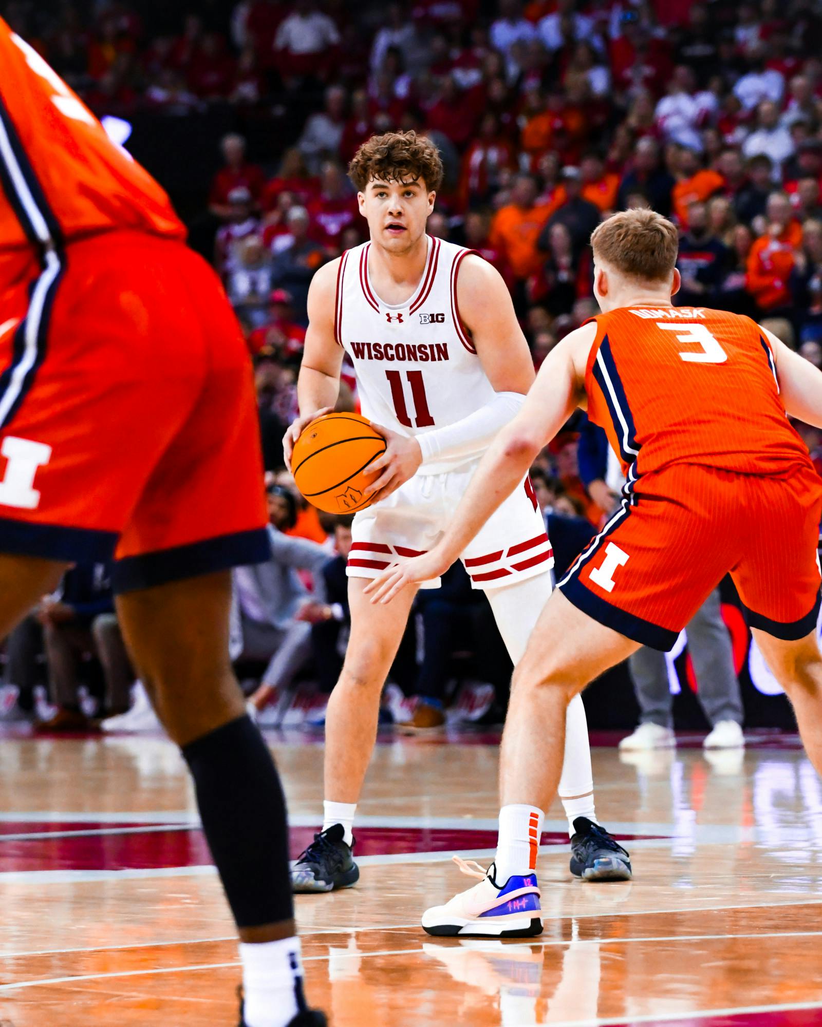 PHOTOS: Wisconsin Basketball has a Illi-no good ending in close match-up
