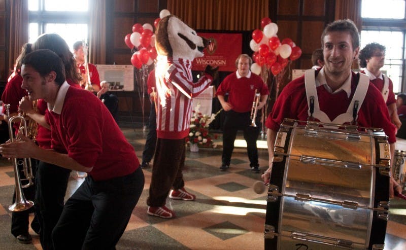 Students, staff celebrate new environmental studies major