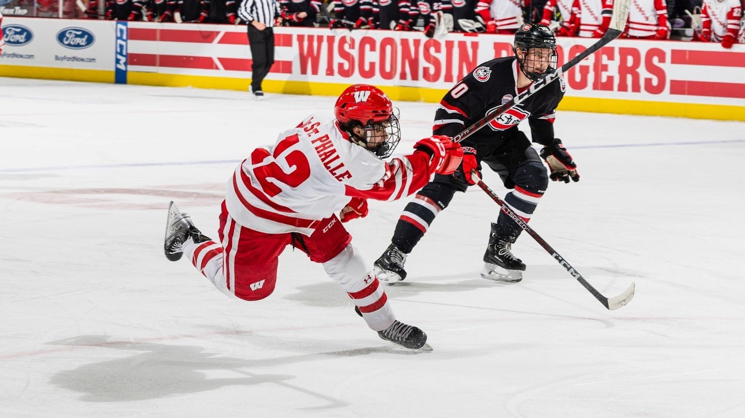 Badgers women's hockey: Wisconsin to play home game vs. St. Cloud State at  Kohl Center
