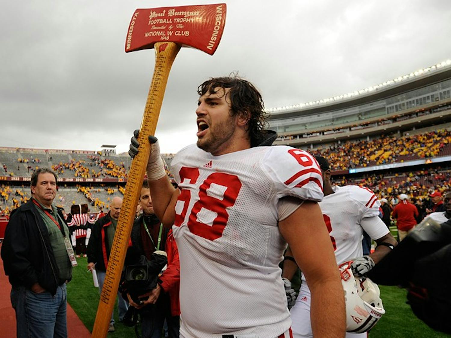 Wisconsin vs. Minnesota: Battle for the Axe