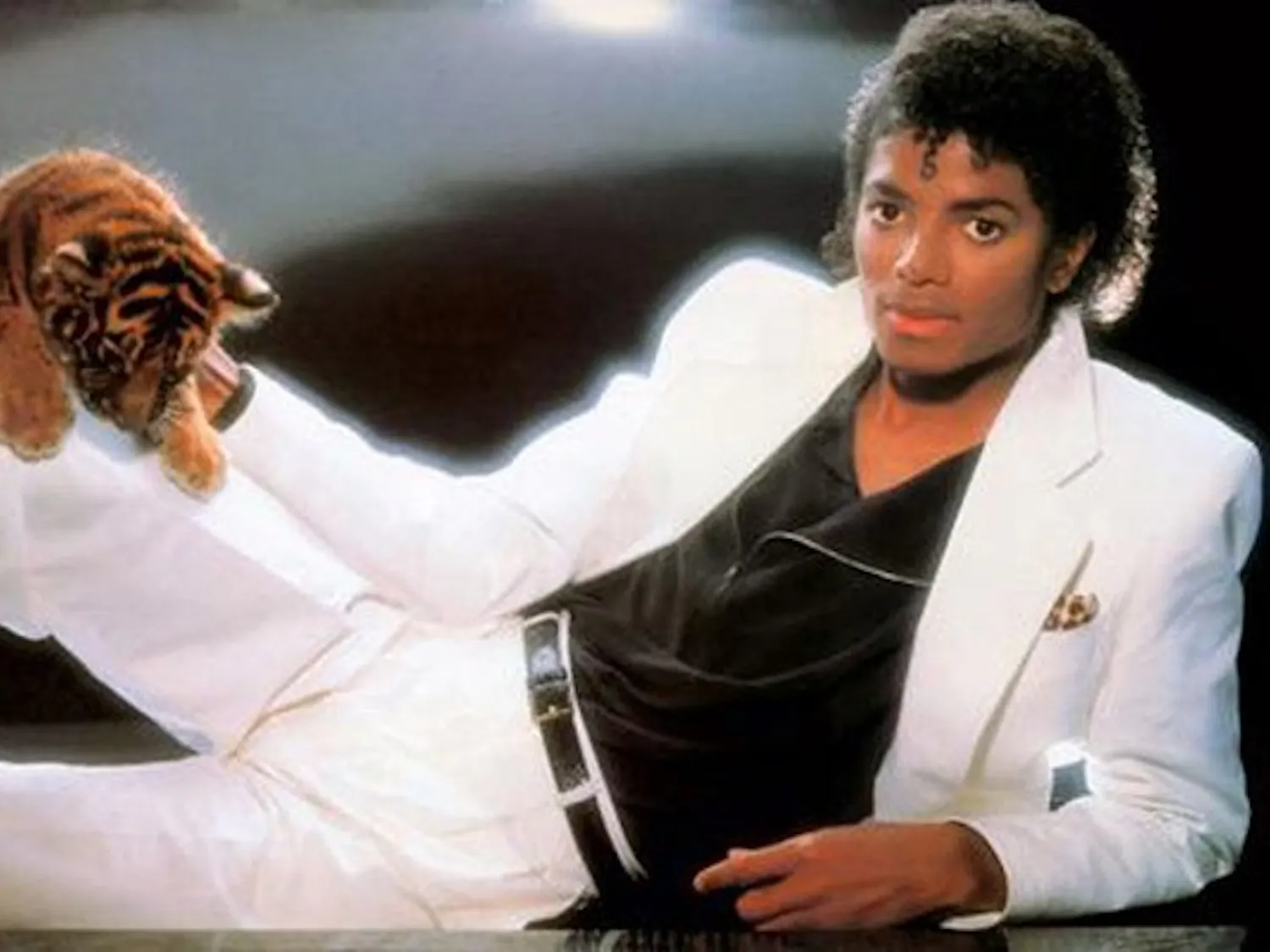 Overhyped Thriller 25 stains pop king's legend