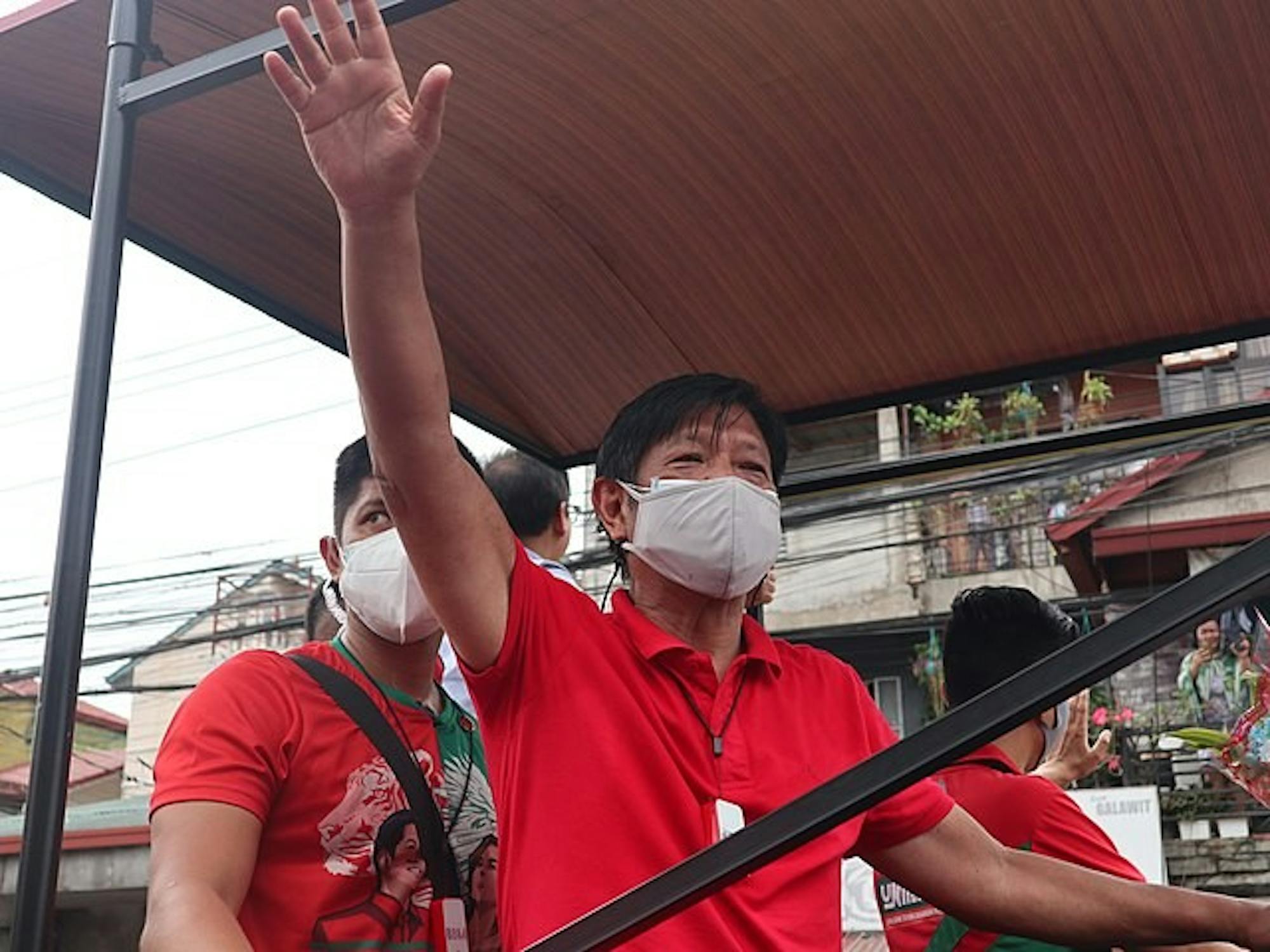 BBM_motorcade_Makati,_Bongbong_Marcos_kaway_lapit_(J.P._Rizal,_Makati;_02-13-2022).jpg