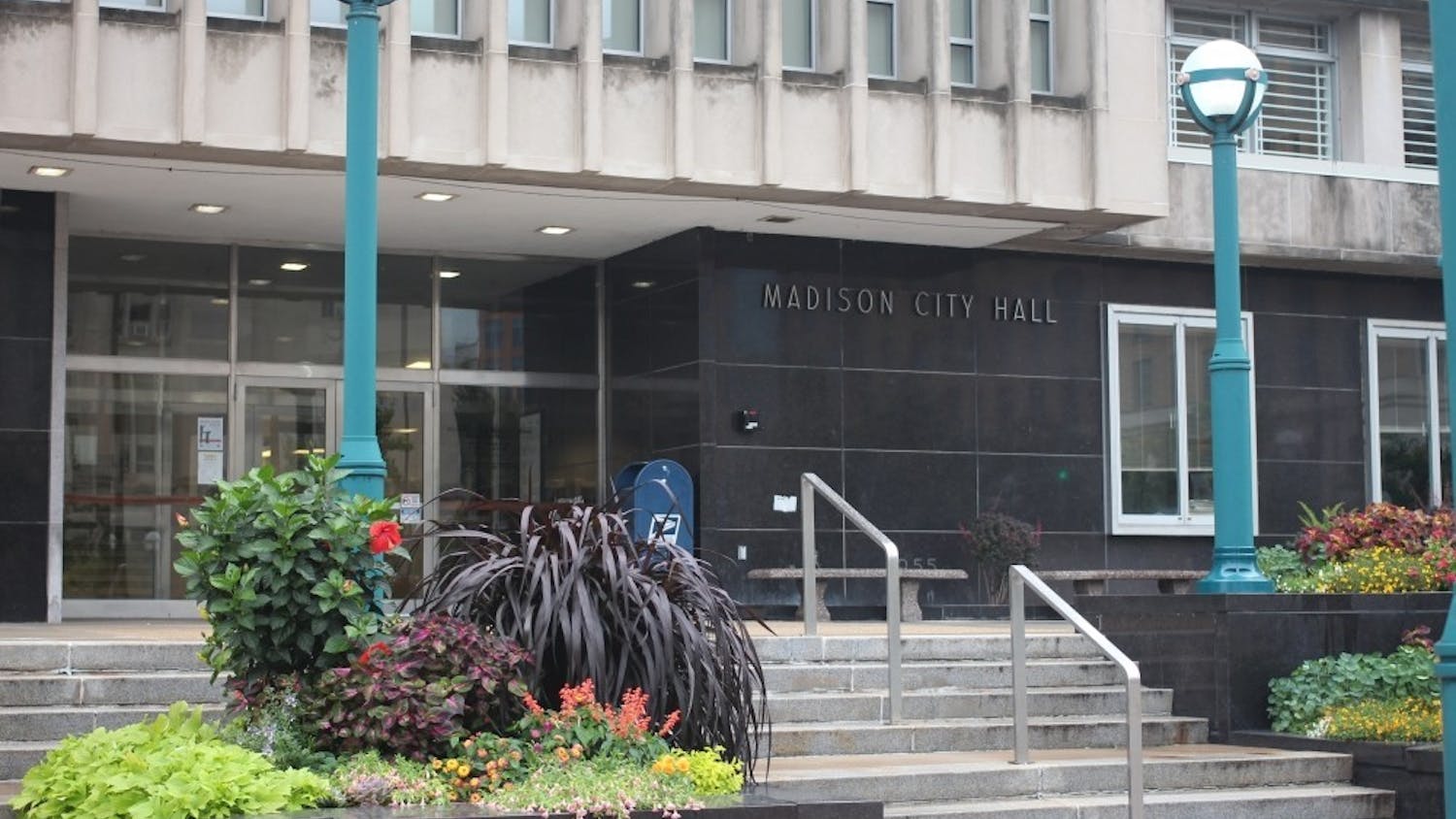 Photo of the Madison City Hall.