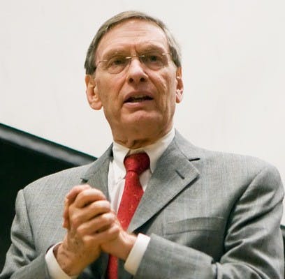 Selig addresses media at UW