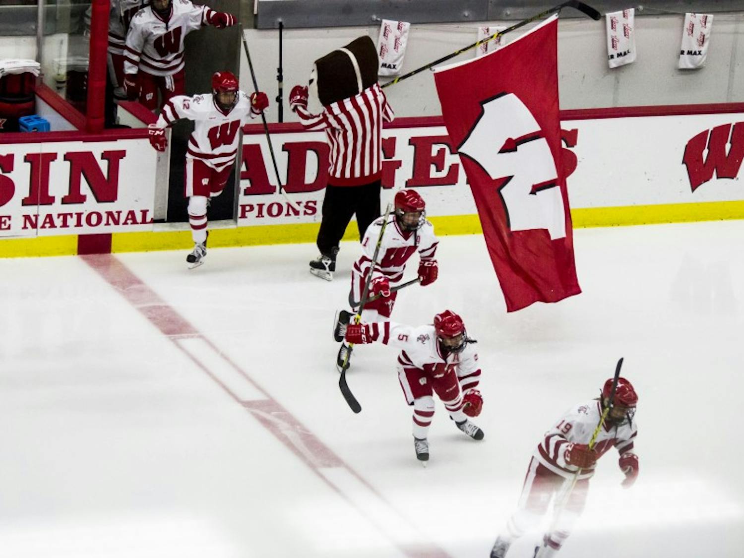 Wisconsin has an unprecedented 18-0-0 record at home and a 10-3-1 mark when it's on the road.