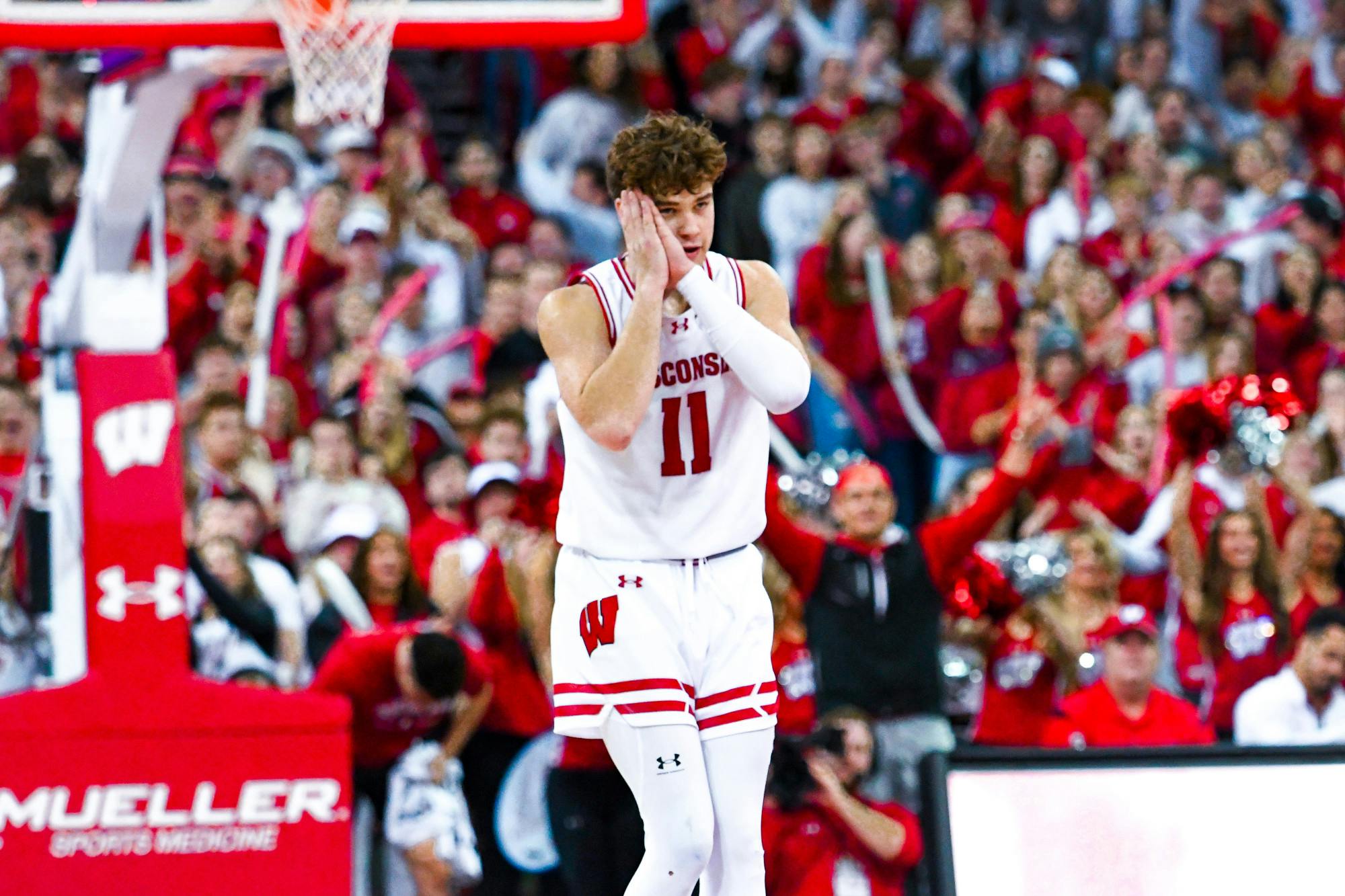 Wisconsin Men’s Basketball’s Tyler Wahl Puts Terrapins In A Spin Cycle ...