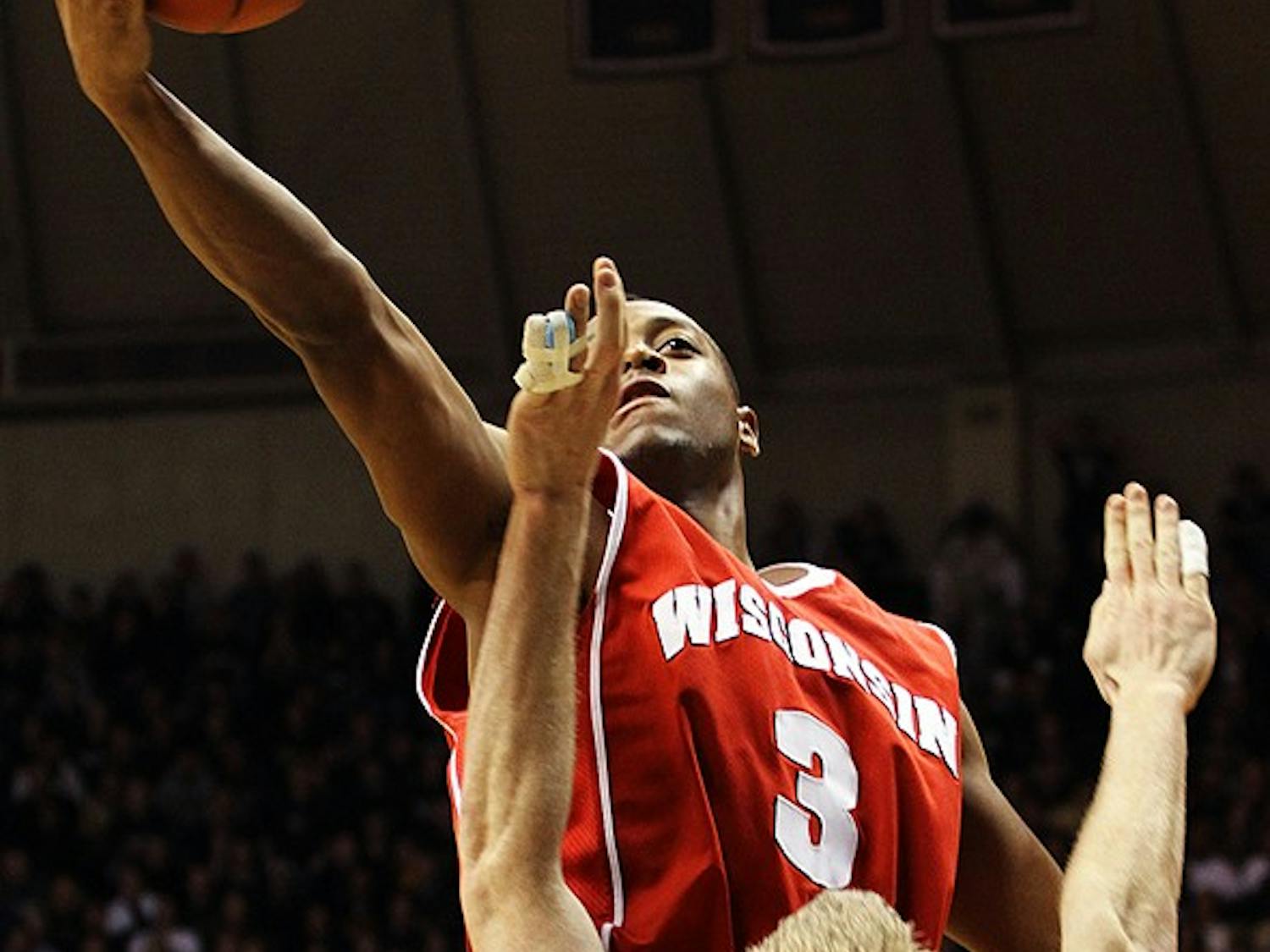 Simmer down: Boilermakers hold off UW