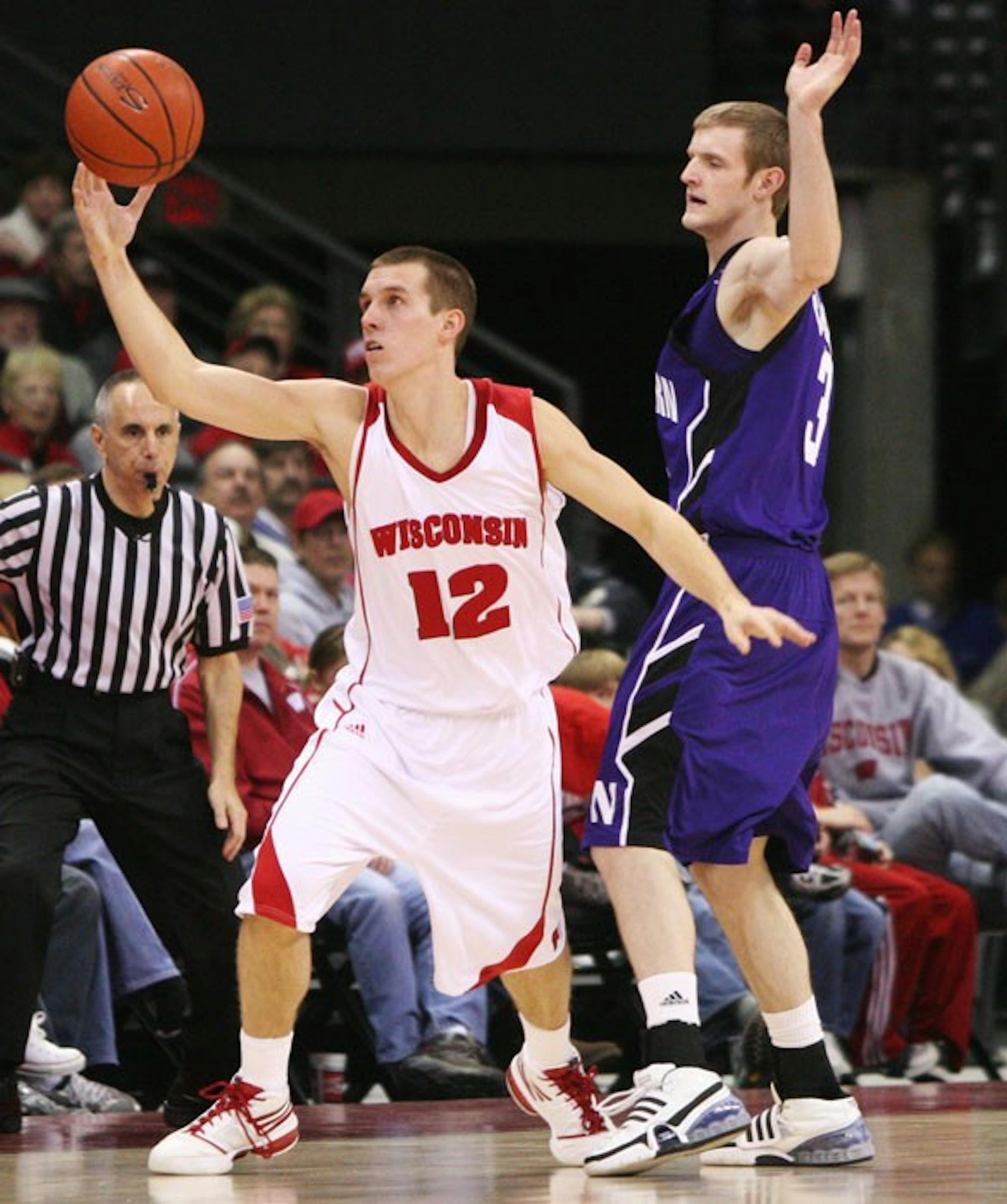 Wisconsin survives close call with Northwestern