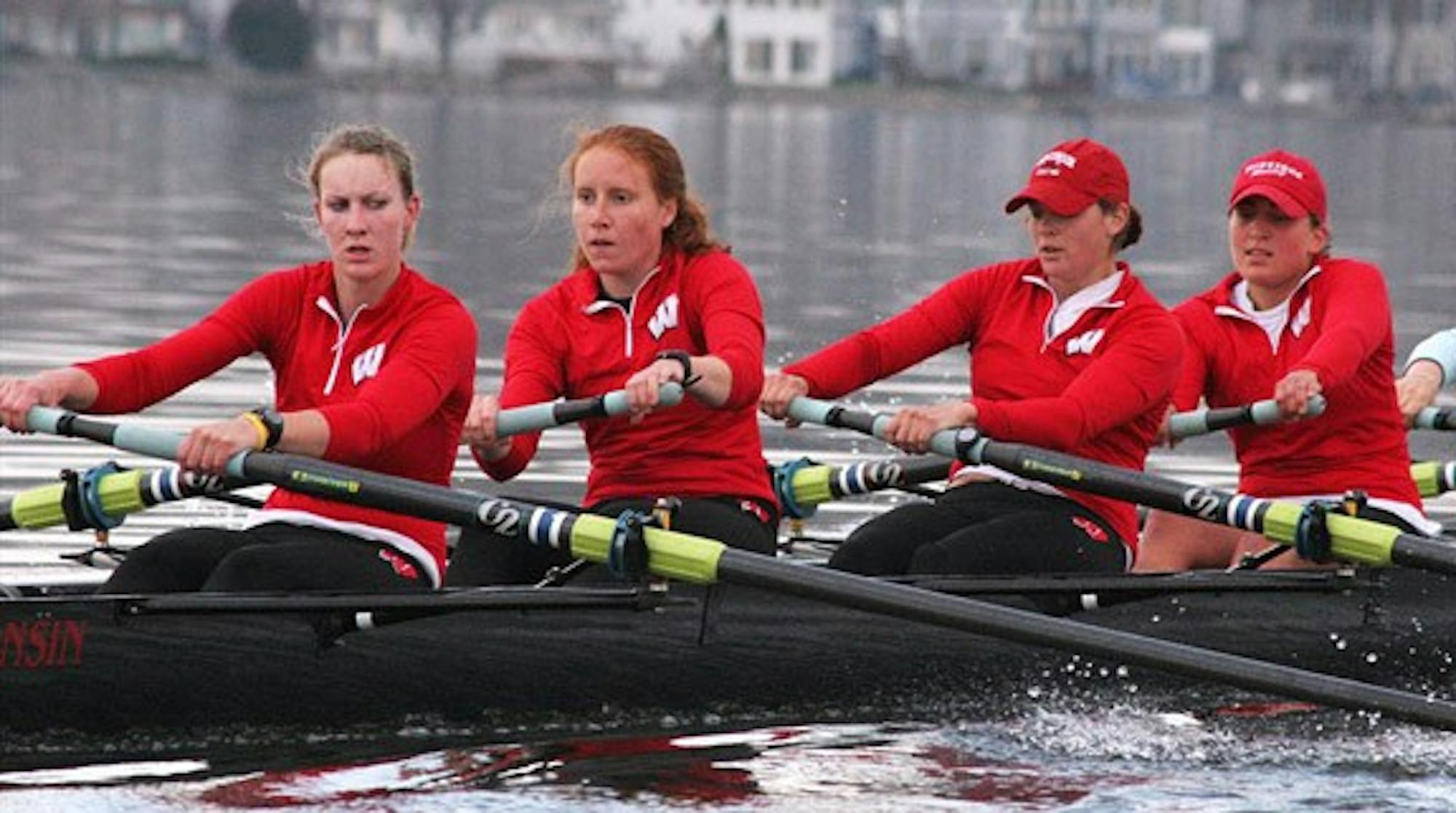 Women's crew second in Big Ten race