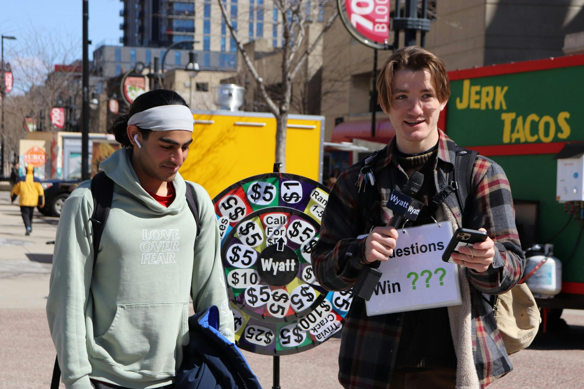 Isabella Kellermeier Wyatt Eiden TikTok Trivia Library Mall (2).JPG