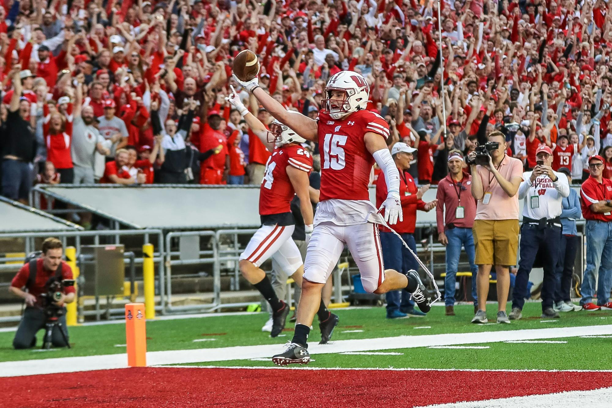 Wisconsin_Versus_IllinoisState_Football001.JPG