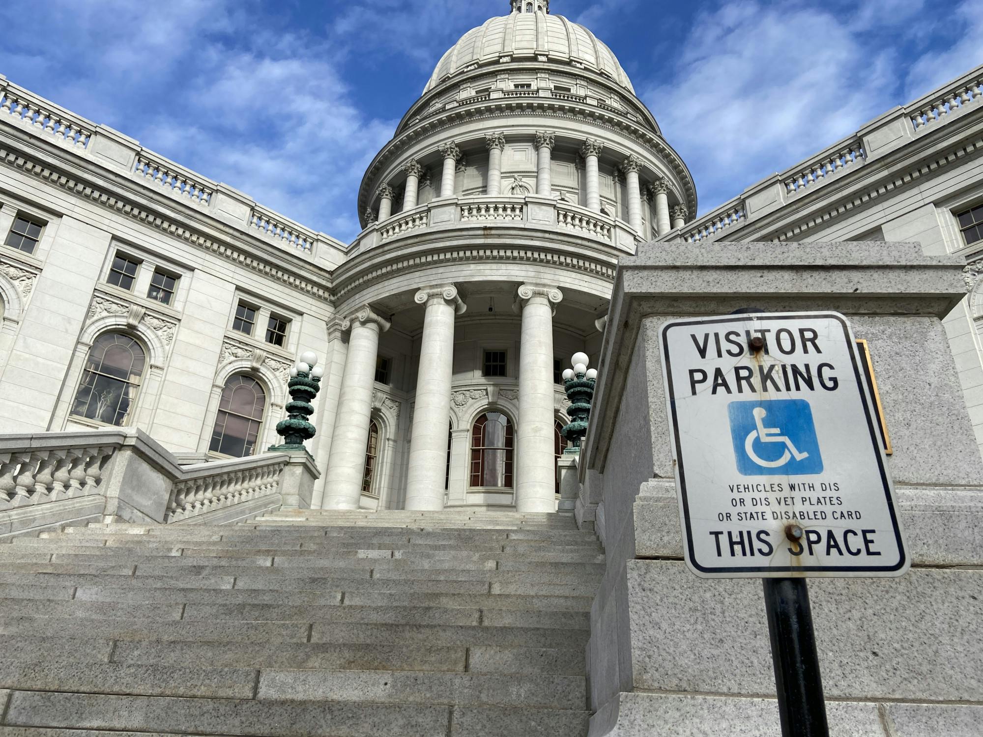 capitolhandicapsign1.JPG