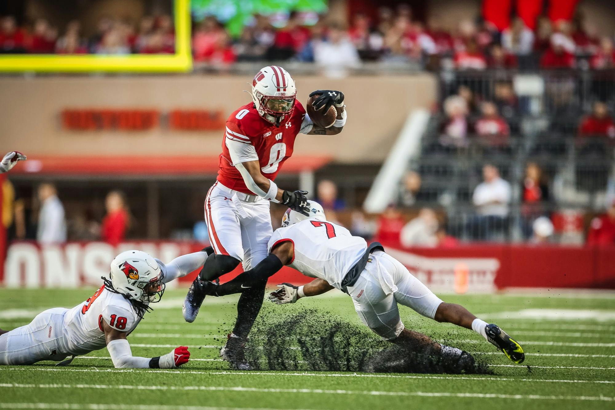 PHOTOS: Wisconsin tops Illinois State 38-0 in season opener