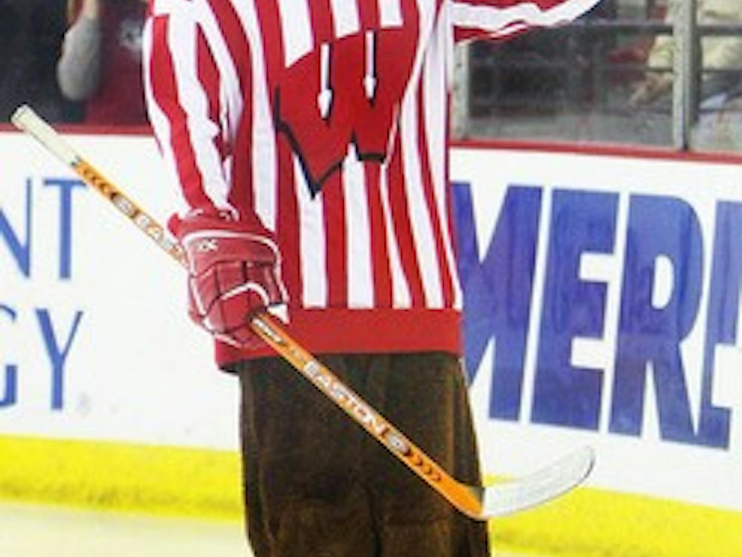 WCHA official requires Sioux player to apologize to Bucky