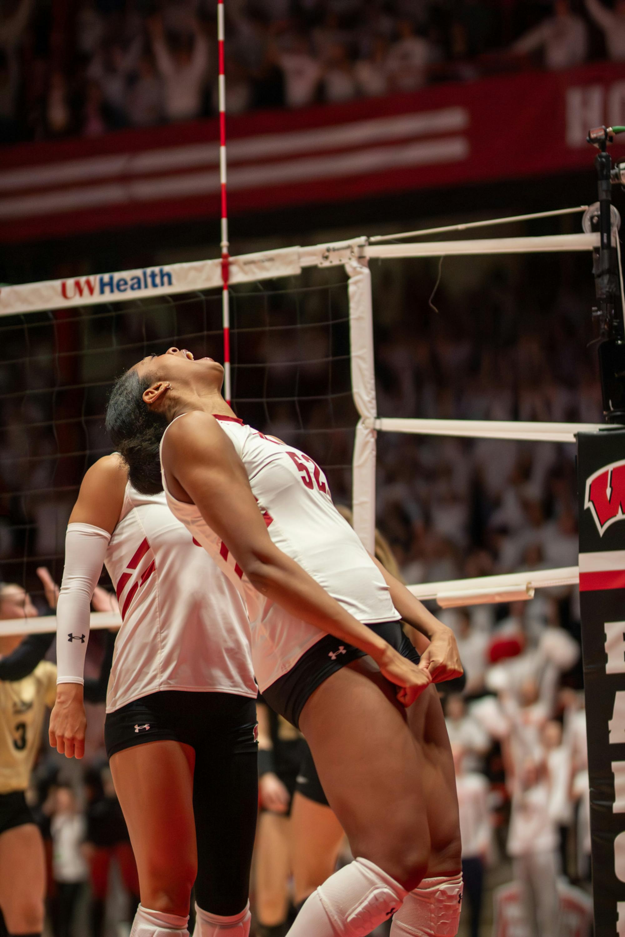25-11-19_Coleman_Purde Volleyball Game-07.jpg