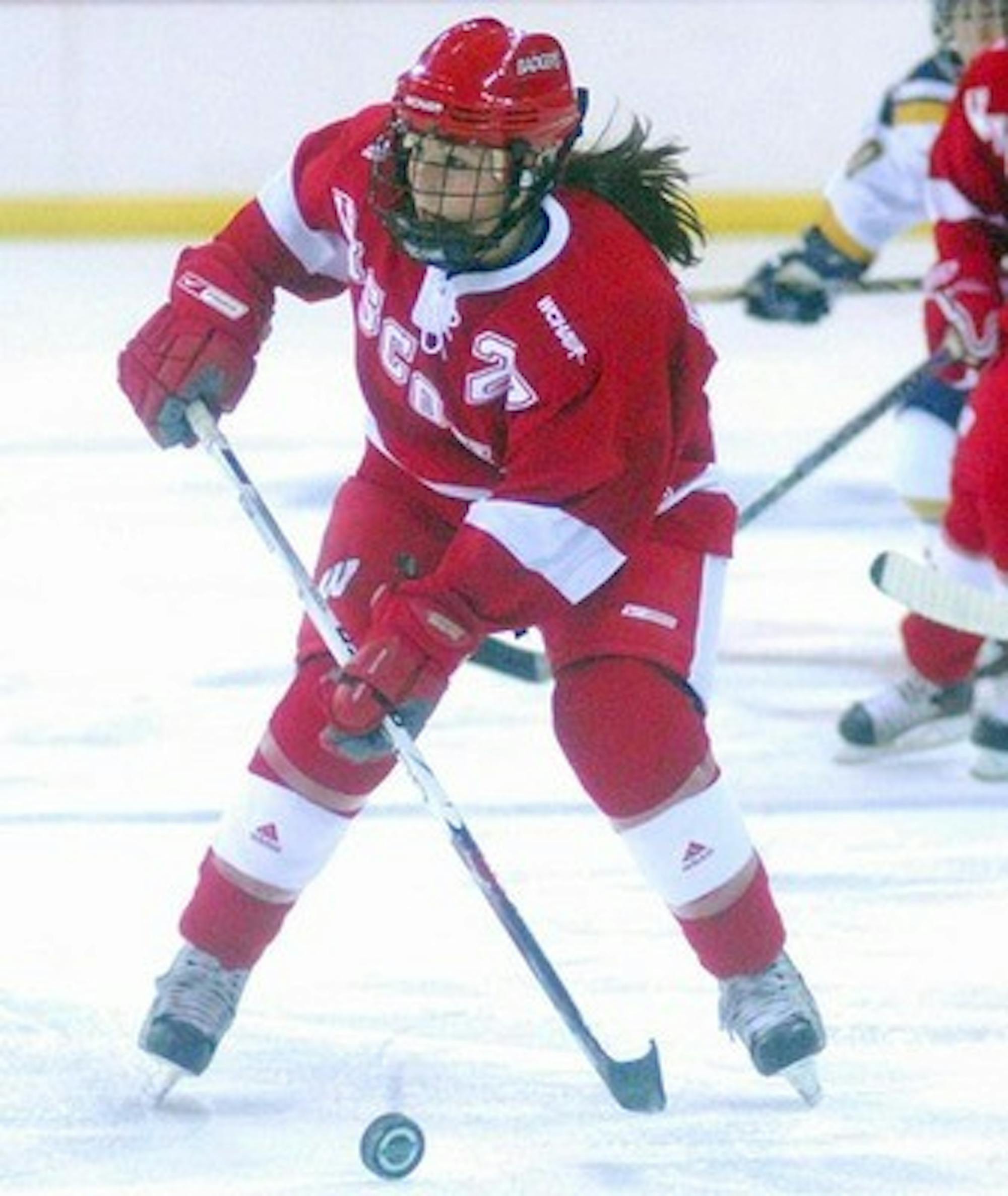 With sweep of St. Cloud, Badgers undefeated heading into break