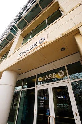 Group rallies against bank bailout at Capitol