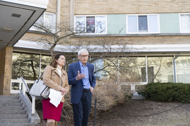 ‘This building has to go’: Evers visits Chadbourne Residence Hall, Mosse Humanities to hear student concerns