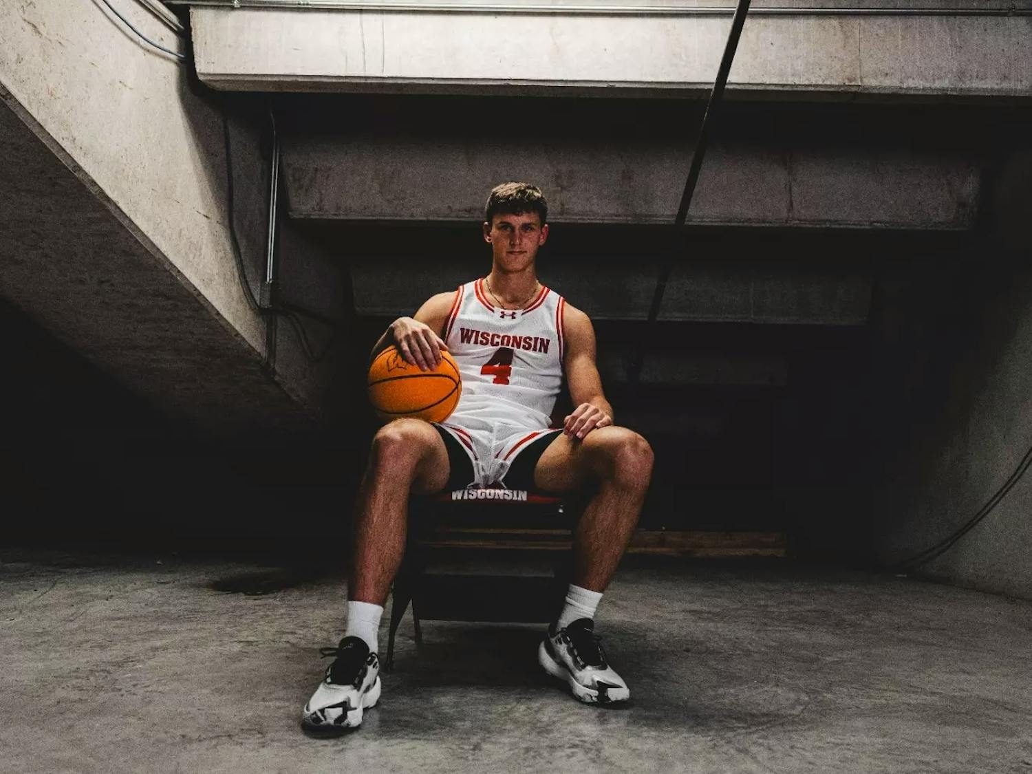 25-09-30_Zach_Kinziger_UW_Athletics