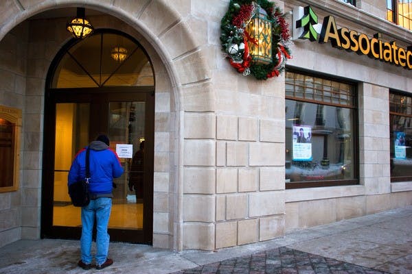 Armed robbery at State Street bank