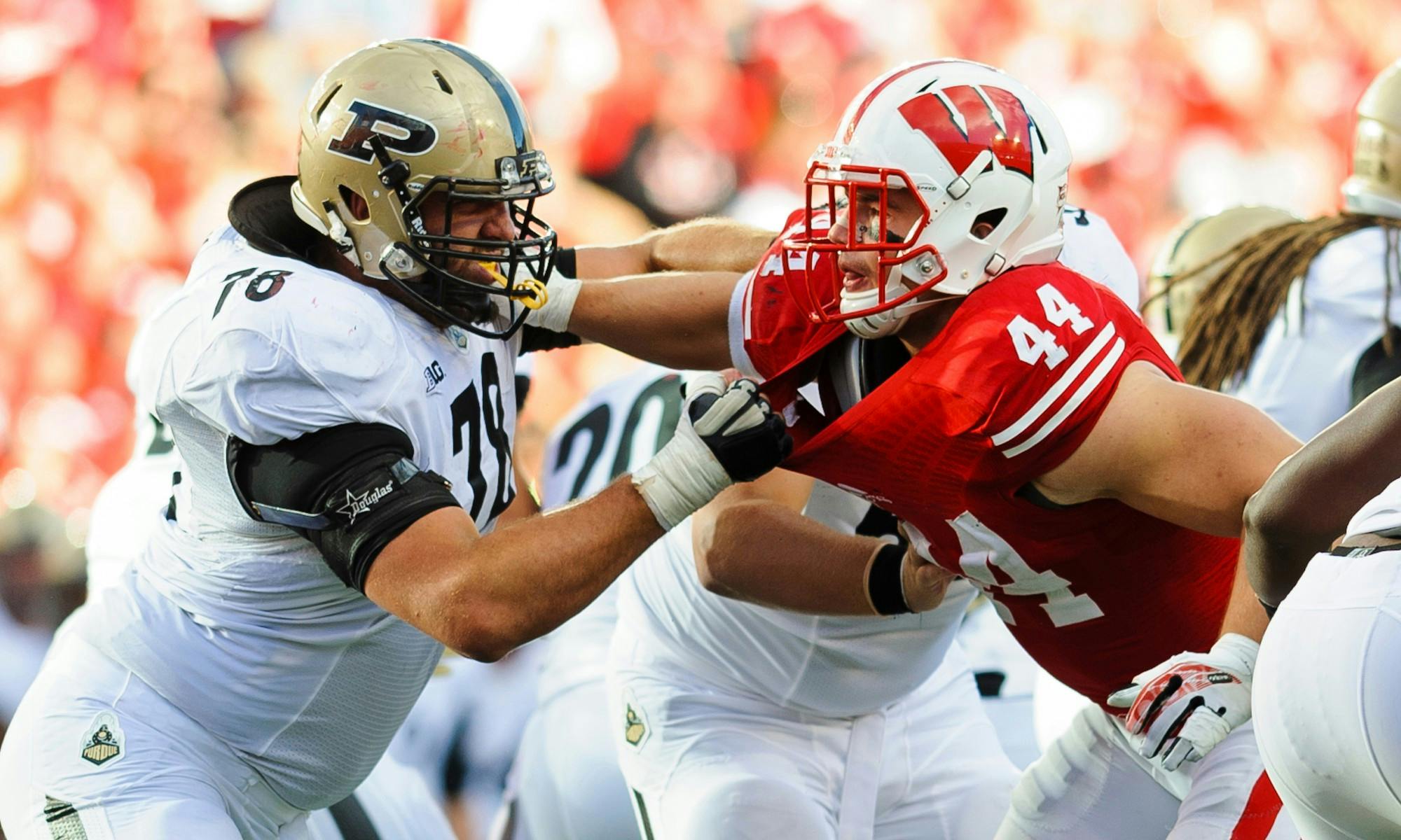 Fball_Purdue_action13_6484.jpg