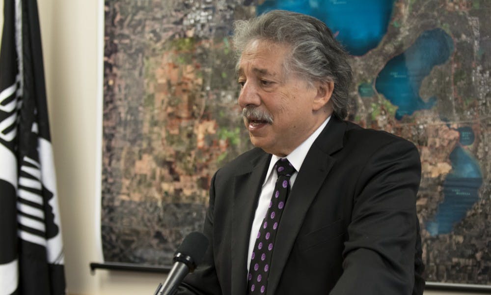 Madison Mayor Paul Soglin announced Tuesday he would appoint one of his deputy mayors to oversee an apartment complex that houses homeless families as a result of the large number of police calls made there.