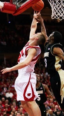 UW hopes to get back on track