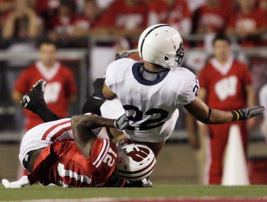 Valai keeps it loose in the locker room