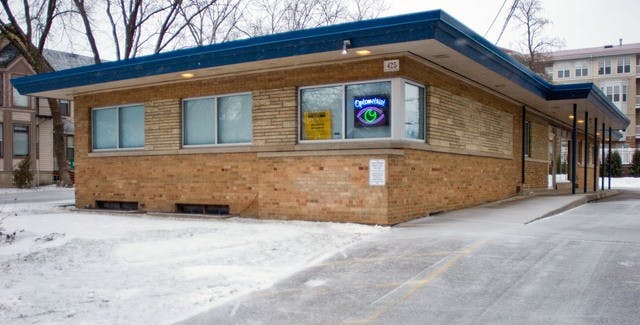 West Washington apartment approved