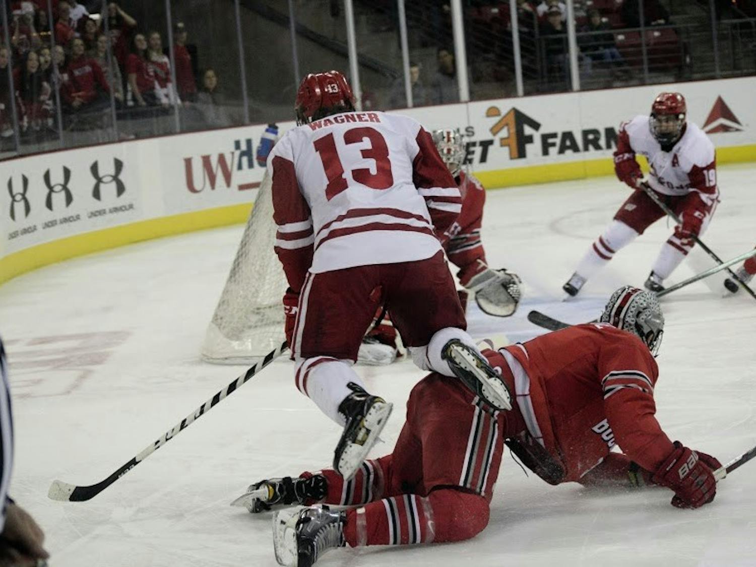 Gallery: Wisconsin Badgers men's hockey flounder against Ohio State 