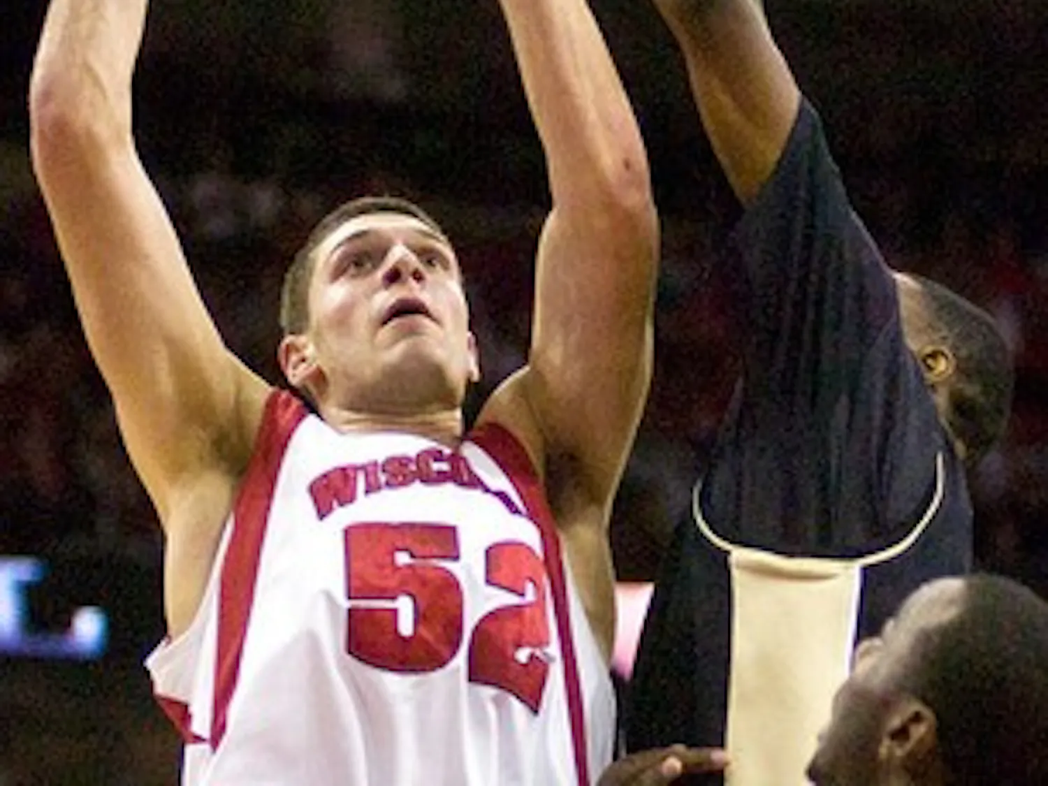 UW looks to end losing streak