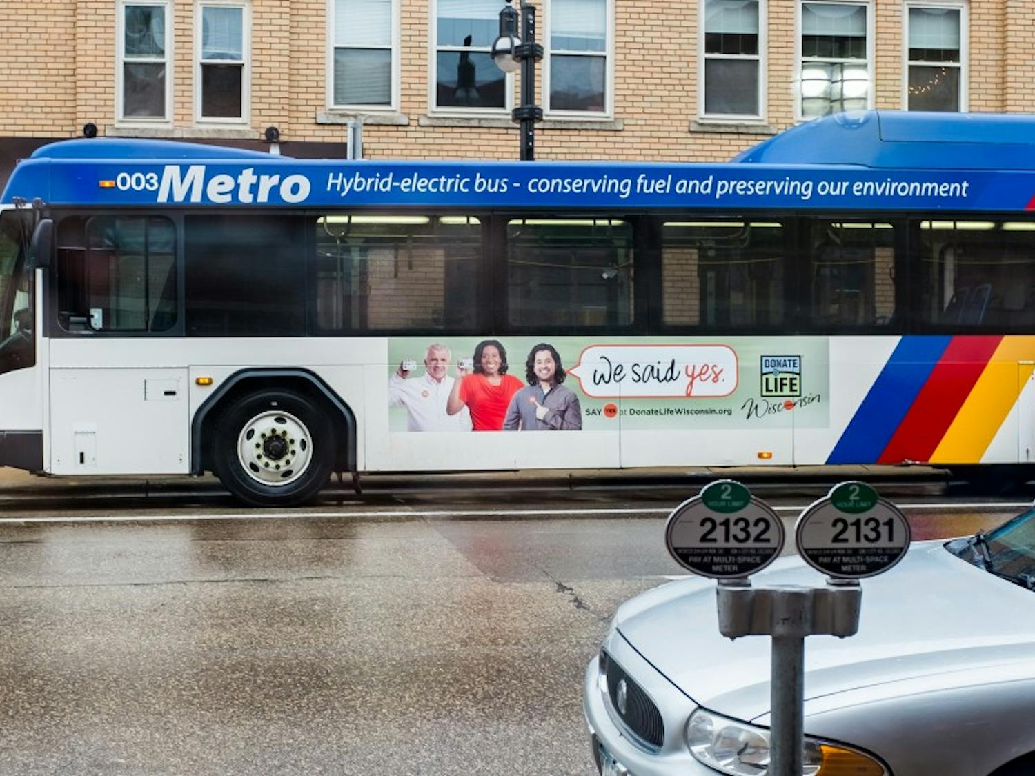 Madison will accept a $1.3 million grant from the Federal Transit Administration to allow Metro Transit to implement the use of three battery-electric buses.