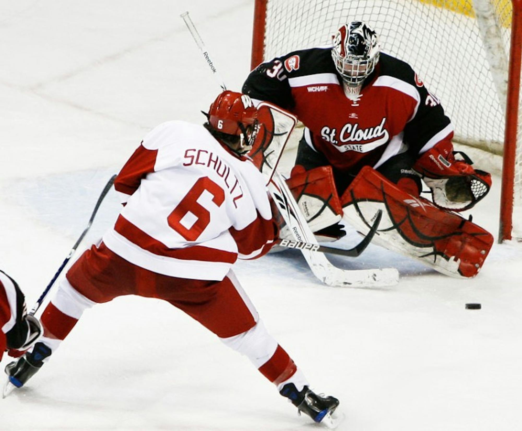 UW shut down by one goalie before overmatching the next