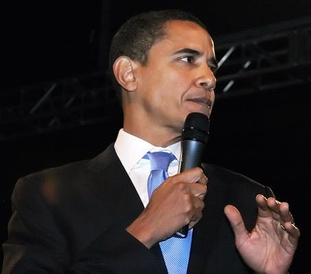 Obama to rally at Kohl Center Tuesday