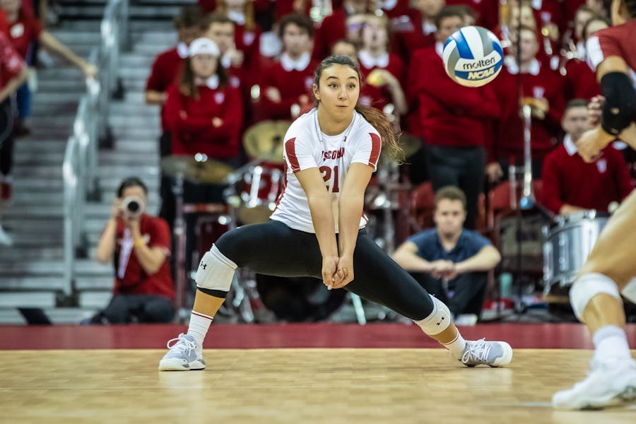 PHOTOS Wisconsin volleyball sets NCAA regular season attendance record