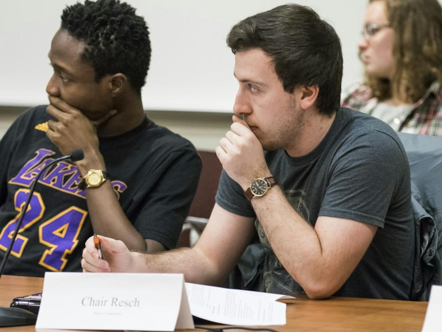 Student Council seeks clarification on proposal to form First Year Committee; postpones vote