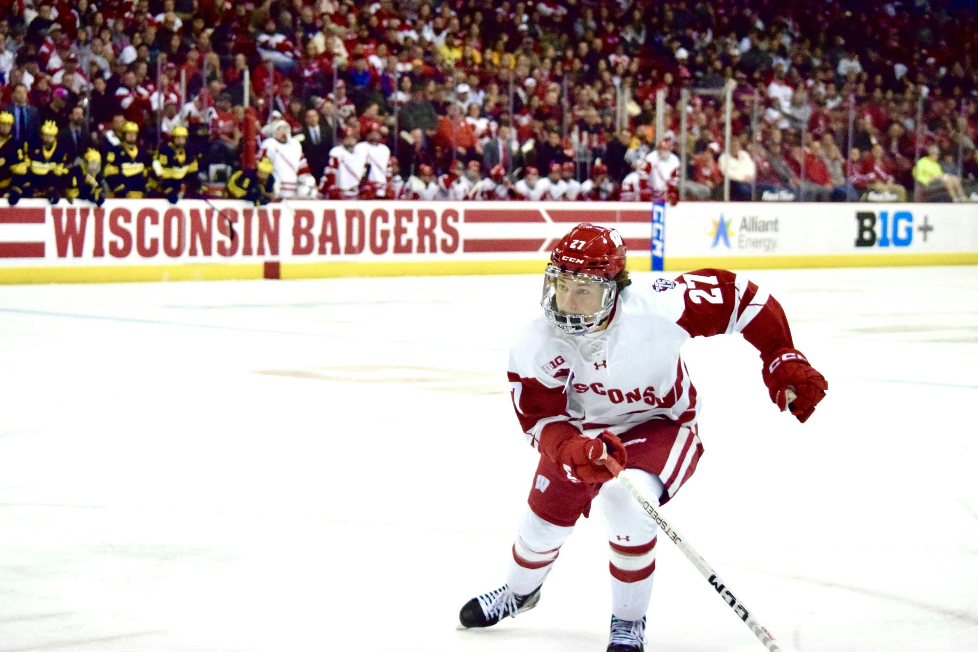 Wisconsin Men's Hockey vs Michigan0516.jpg