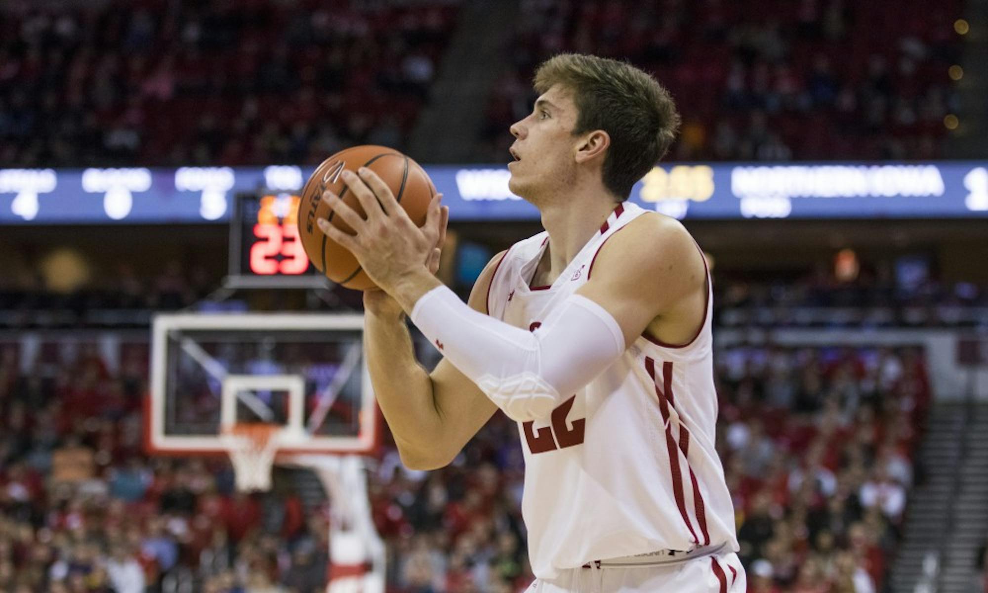 Senior forward&nbsp;Ethan Happ had 18 points and 11 rebounds as Wisconsin staged a second-half comeback to extend its winning streak to five games.